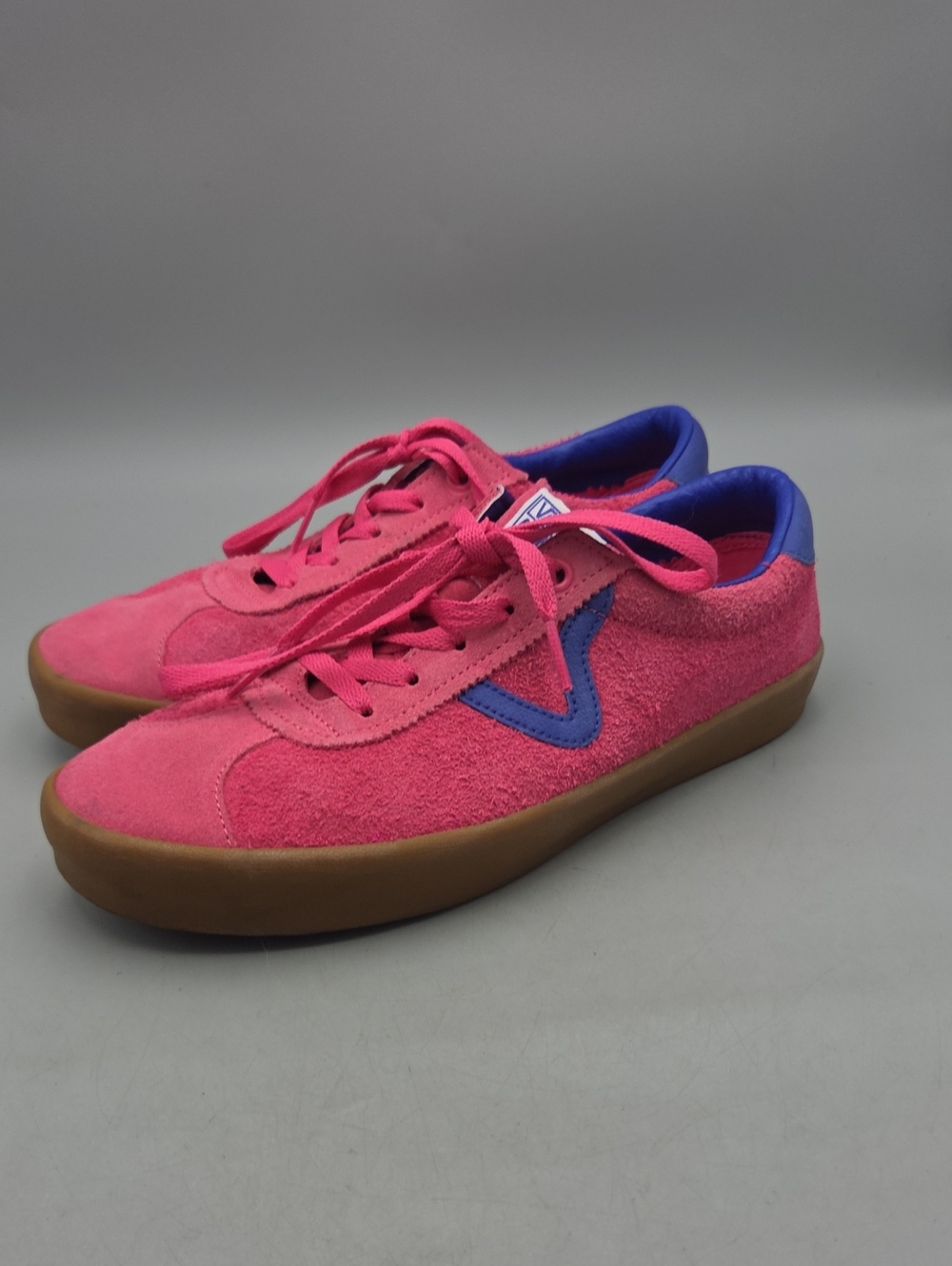 Vans Sport Hot Pink Blue Hairy Suede Gum Sole Womens 9.5 Sneakers